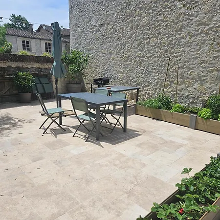 Agreable Chambre, Salle De Bain Privative, La Placotte * Saint-Clar